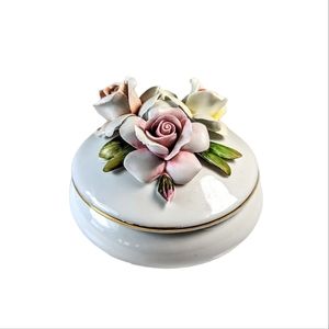 Capodimonte Vintage Roses Jewelry Trinket Box Rare EUC